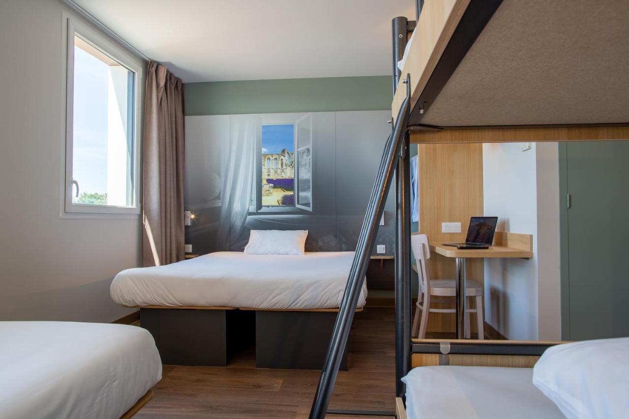 B&B Hotel Les Herbiers Eksteriør billede