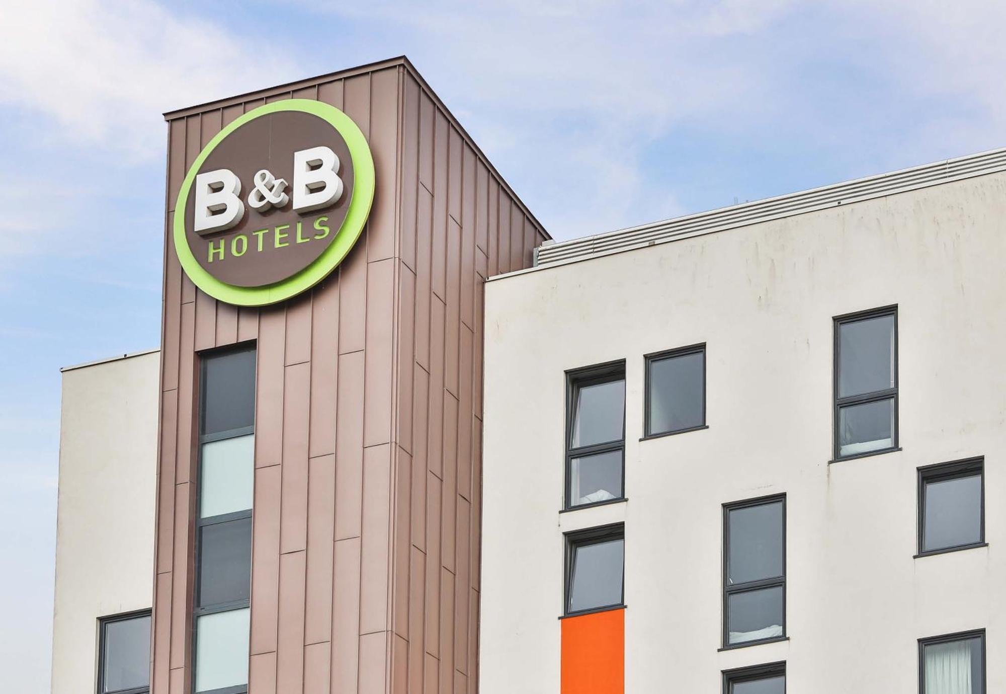 B&B Hotel Les Herbiers Eksteriør billede